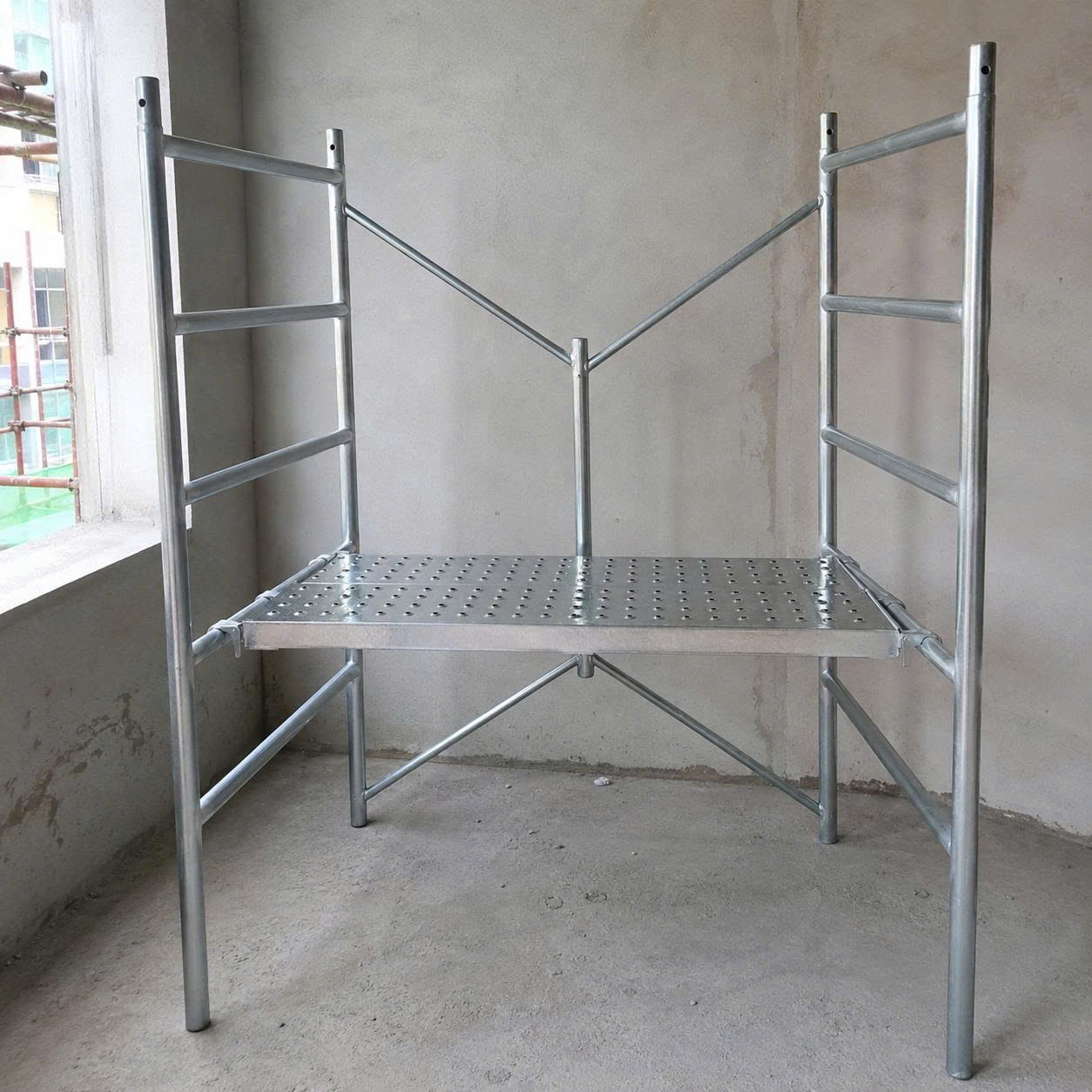Giàn giáo 1m8 2