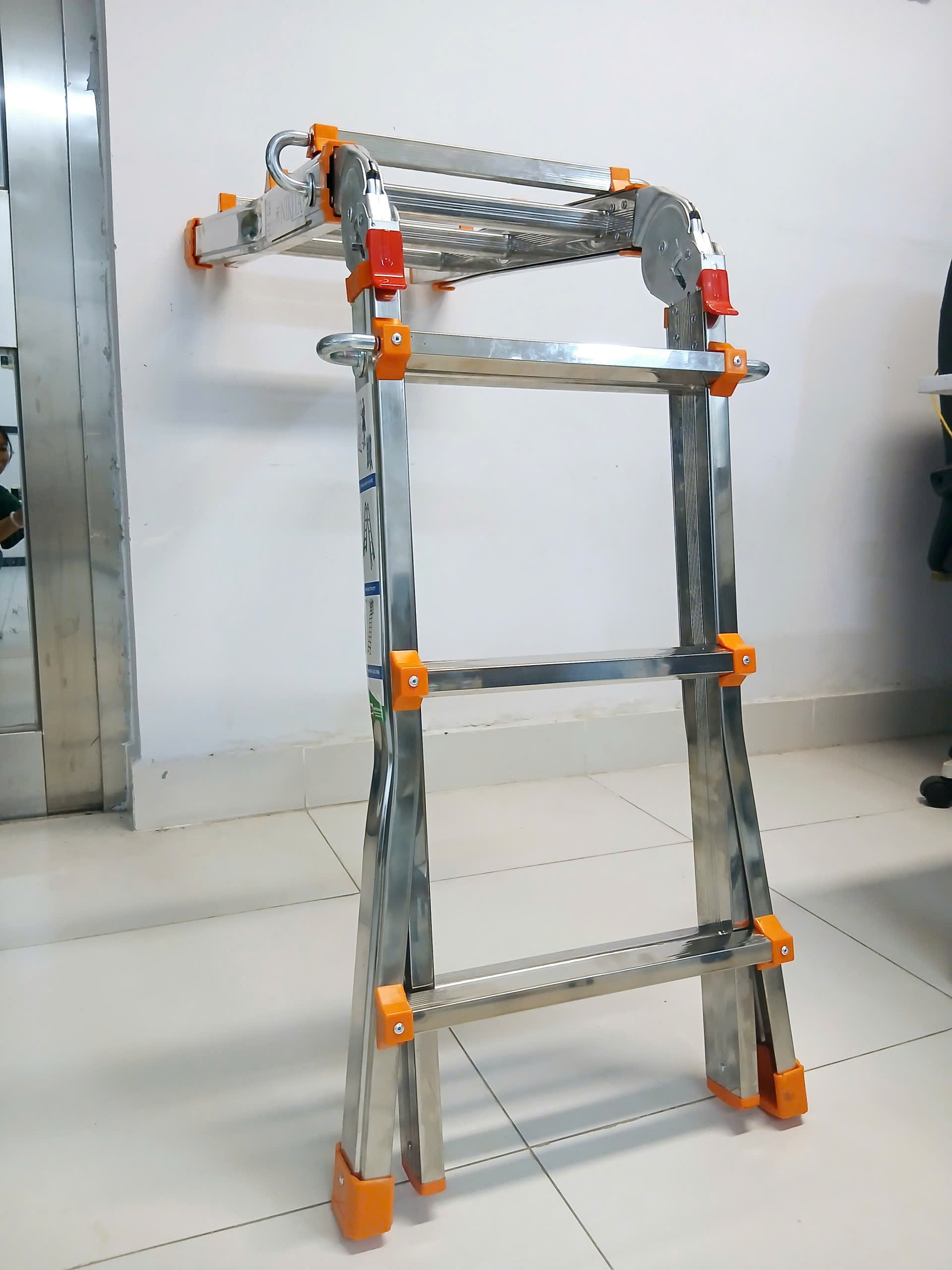 Hình ảnh thực tế Thang Trượt Inox 3 bậc 7