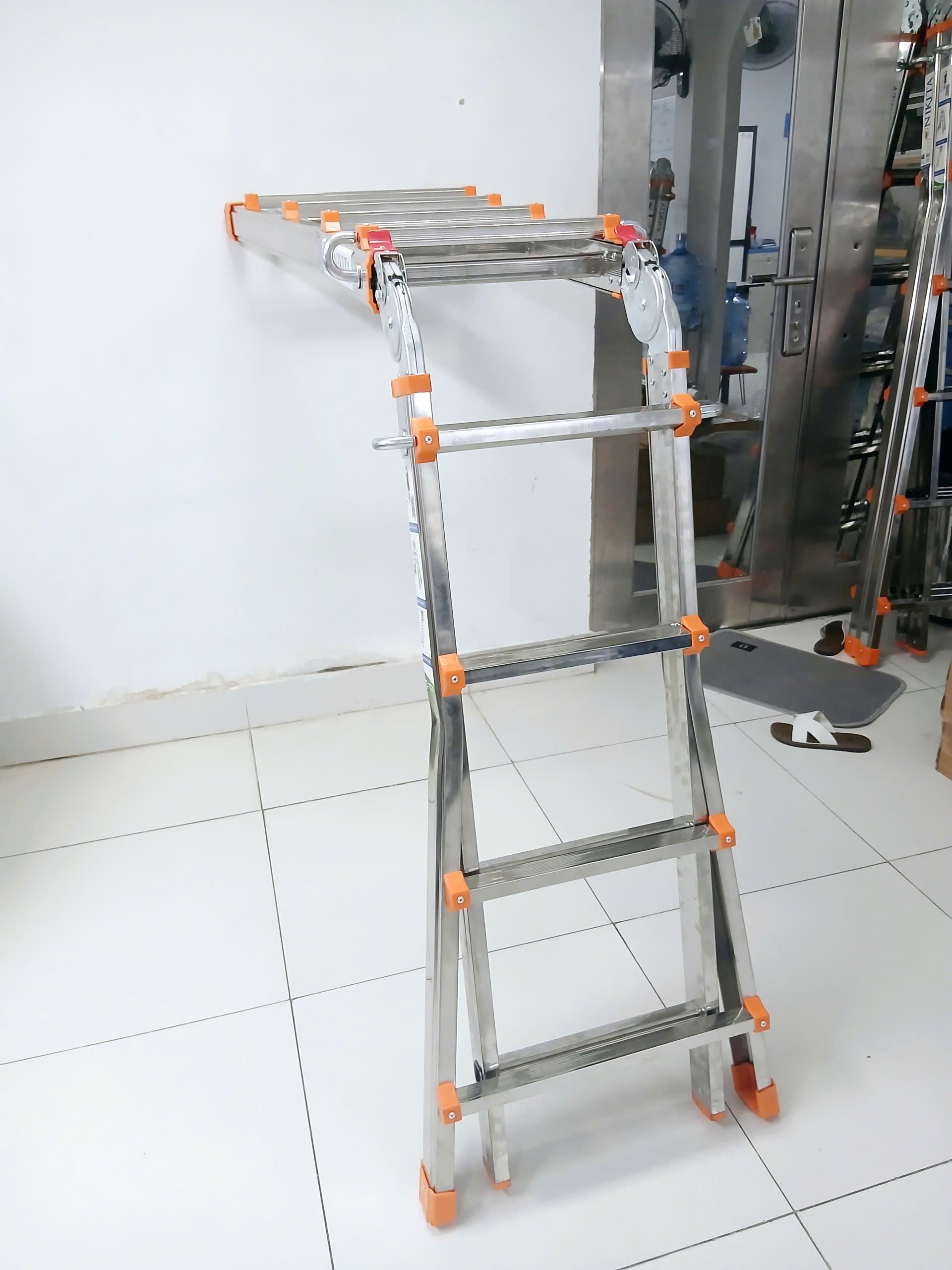 Hình ảnh thực tế Thang Trượt Inox 4 Bậc 2