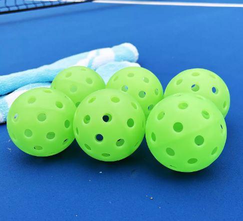 Bóng Pickleball NIKITA 40 Lỗ