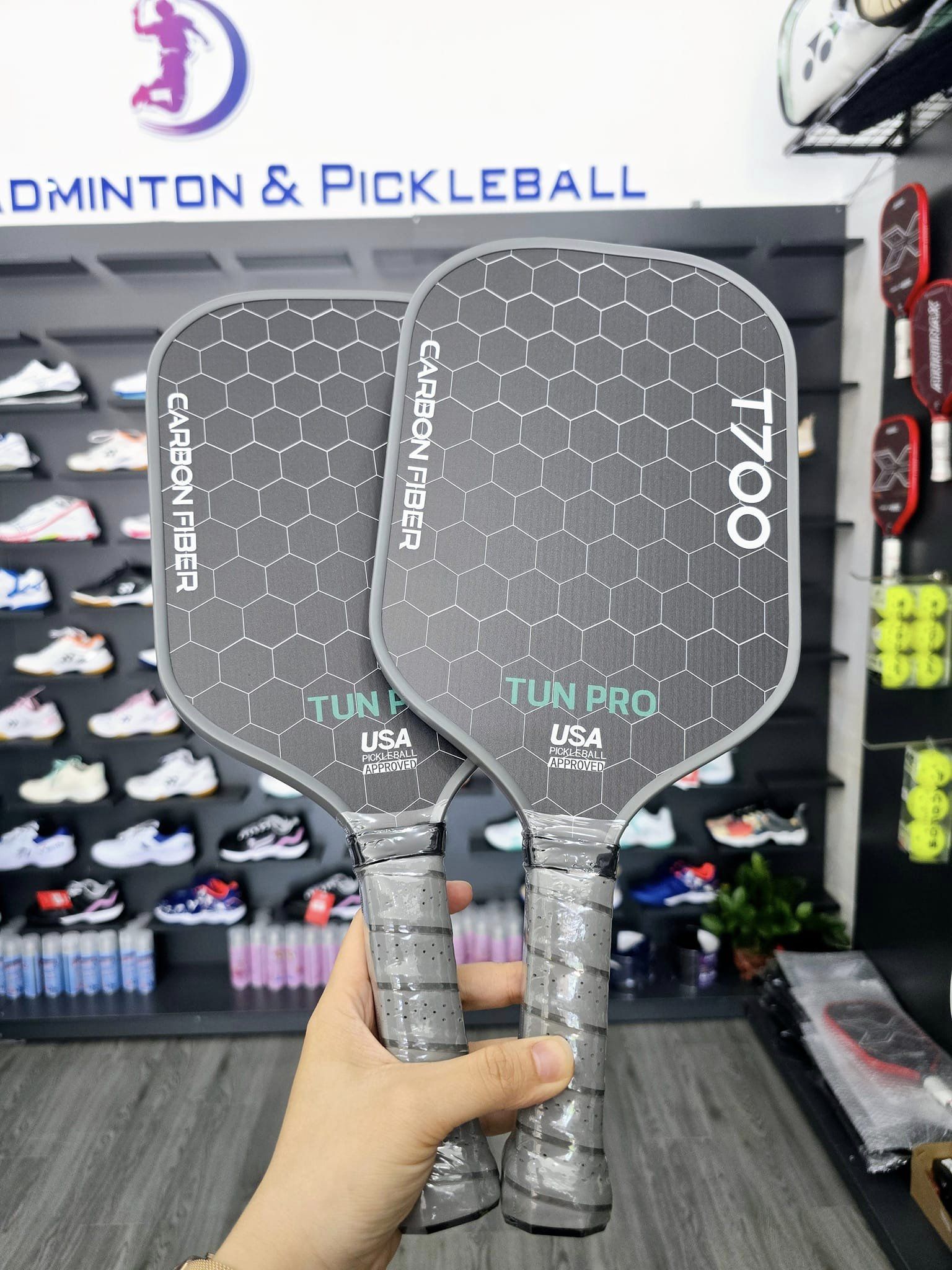 t700 xam den 13