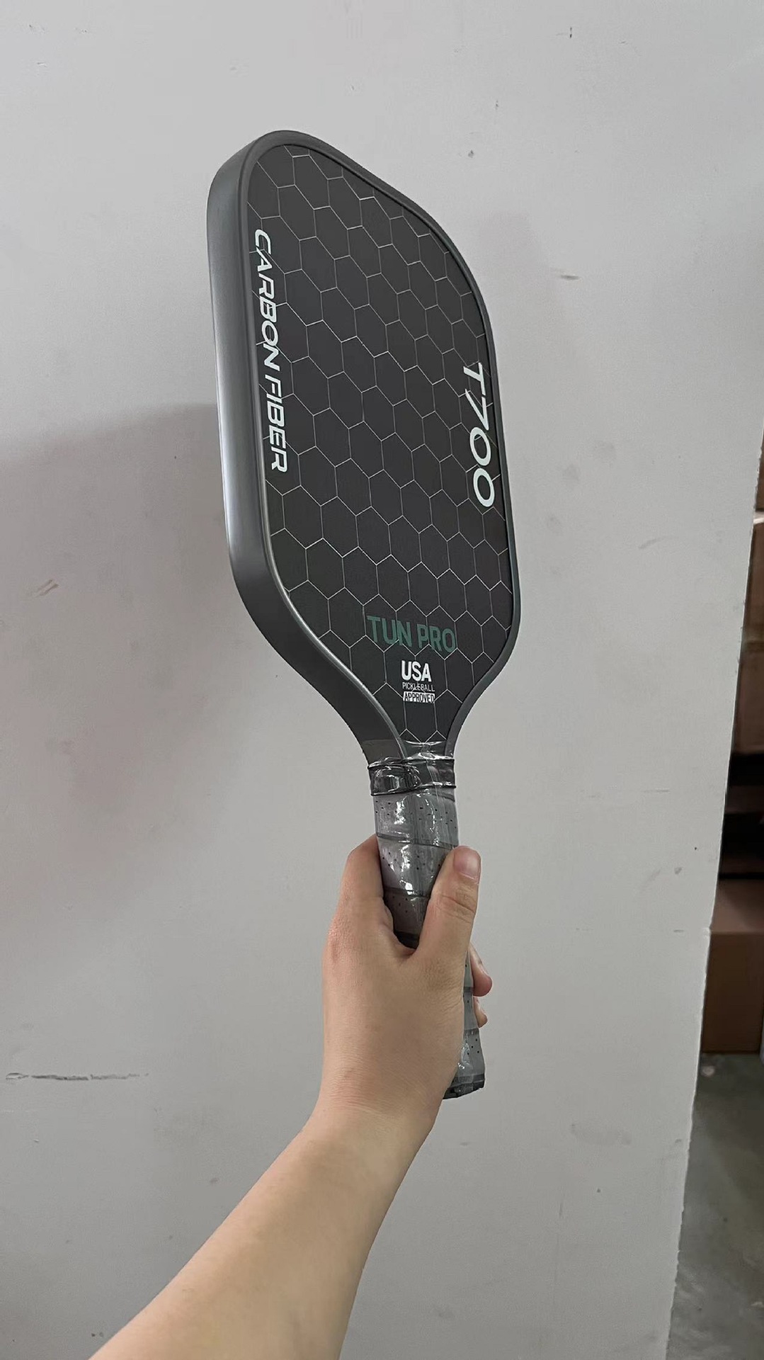 t700 xam den 6